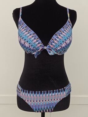 Azura Women’s Multi-Color Bikini Set Swim Suit Bathing Suit Top Size D Bottoms 8